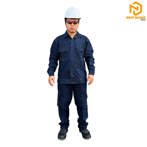 Quần áo Jean chuẩn điện lực