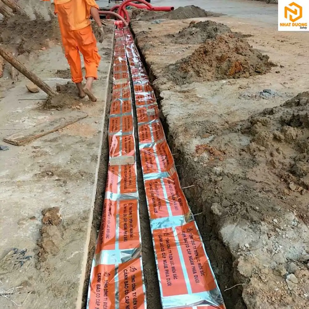 Băng cảnh báo cáp điện chôn ngầm khổ 30cm
