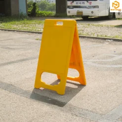 Bảng cảnh báo chữ A nhập khẩu Hàn Quốc