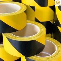 Băng keo dán nền sọc vàng đen