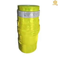 Phản quang nhựa họa tiết W